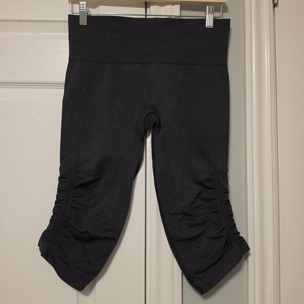 Lululemon Ebb to Street Ruched Crop Leggings Charcoal Gray Size 6/8